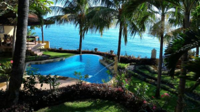 Отель Teluk Indah Beach & Pool Villa  Tejakula